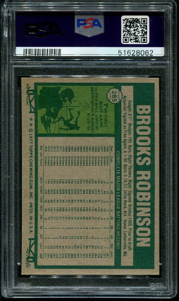 Authentic 1977 Topps #285 Brooks Robinson PSA 9 Baseball Card